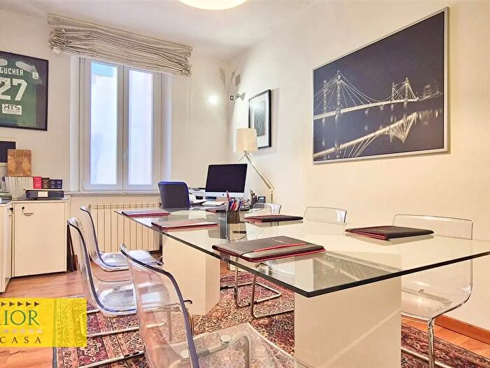 Appartamento trilocale in vendita in Pisa