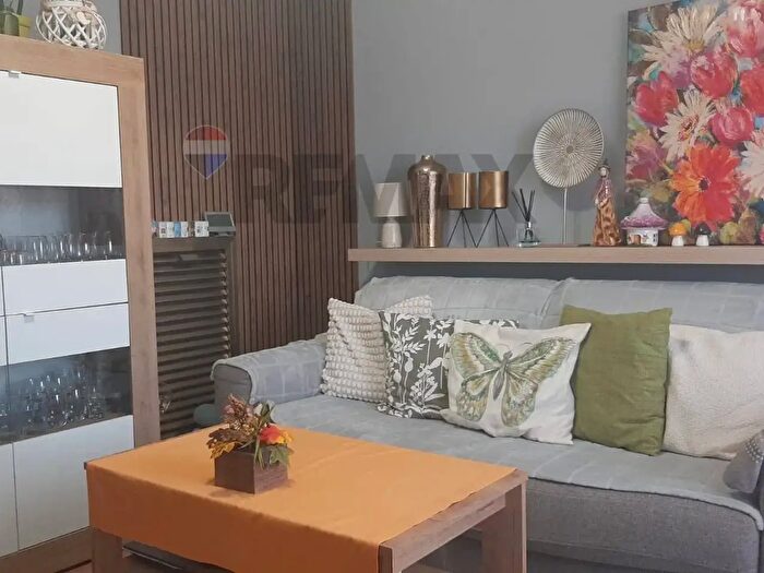 Appartamento con 5 locali in vendita in Via Gaetano Modica, Modica
