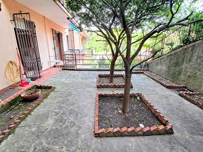 Appartamento bilocale in affitto in Via Calandrone, Centro, Varazze