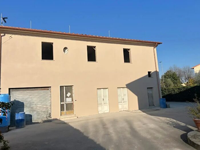 Appartamento con 5 locali in vendita in a Ivan Rocchi Ovest, Cascina