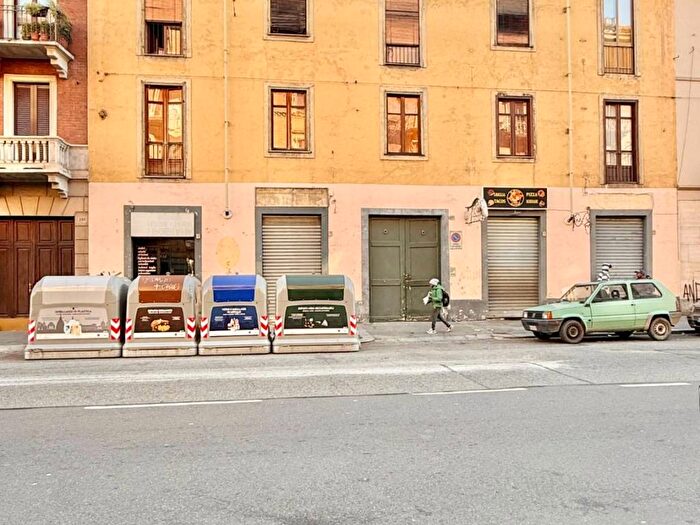 Appartamento trilocale in affitto in Corso Vercelli, Barriera di Milano, Torino