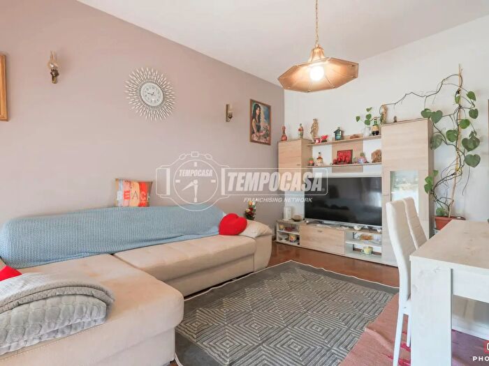 Appartamento con 5 locali in vendita in Via Martiri della Libertà, Massa Lombarda