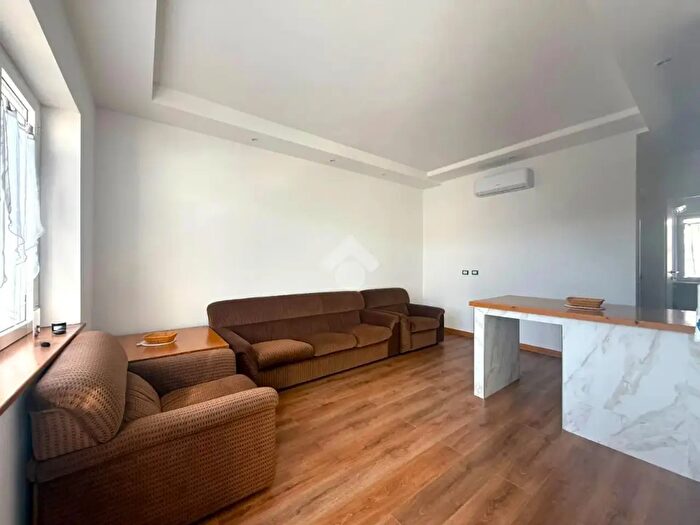 Casa trilocale in vendita in Piazza Monsignore Antonio Torasso, Verolengo