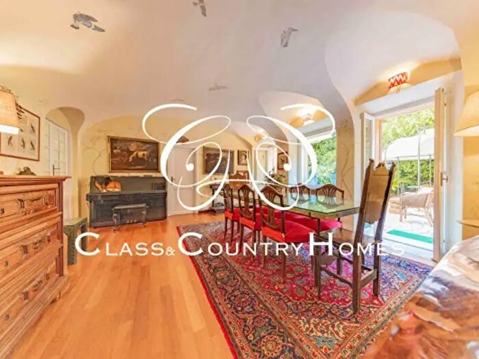 Appartamento con 6 locali in vendita in Via Michele Mercati, Roma