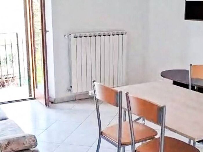 Appartamento trilocale in affitto in Via Cristoforo Colombo, San Donato Ospedale, Arezzo