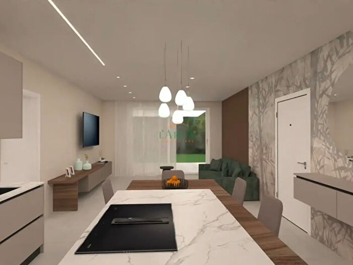 Appartamento quadrilocale in vendita in Via Palazzina, Rovato