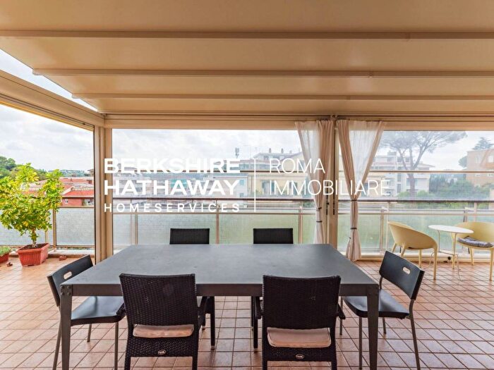 Casa con 6 locali in vendita in Via Paolo Bentivoglio, Gregorio VII Piccolomini, Roma