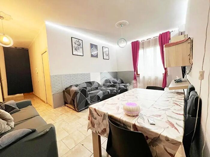 Appartamento trilocale in vendita in Via Rovello, Gerenzano