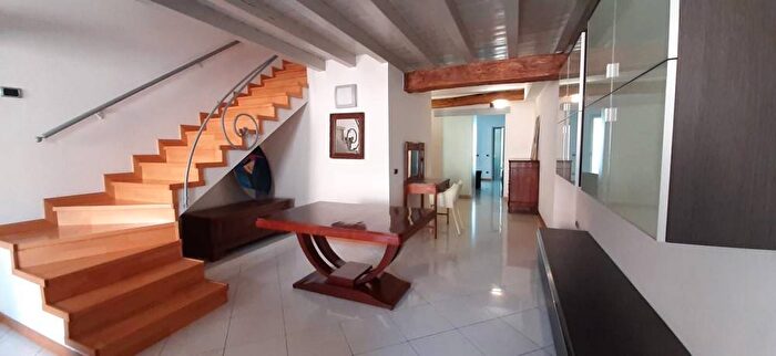 Casa trilocale in affitto in Corso Vittorio Emanuele II, Centro Storico, Piacenza
