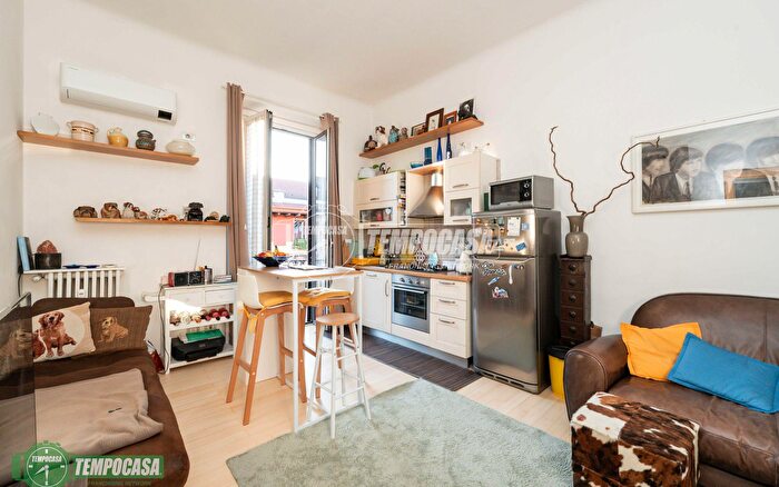 Appartamento bilocale in vendita in Via Plinio, Milano