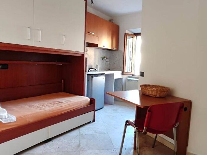 Appartamento monolocale in affitto in Via Mazzini, Centro, Carrara