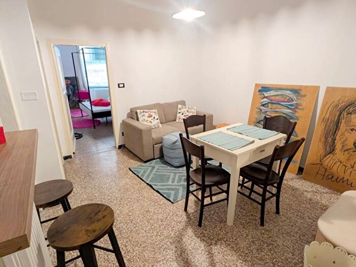 Appartamento trilocale in affitto in Via di Prè, Prè, Genova