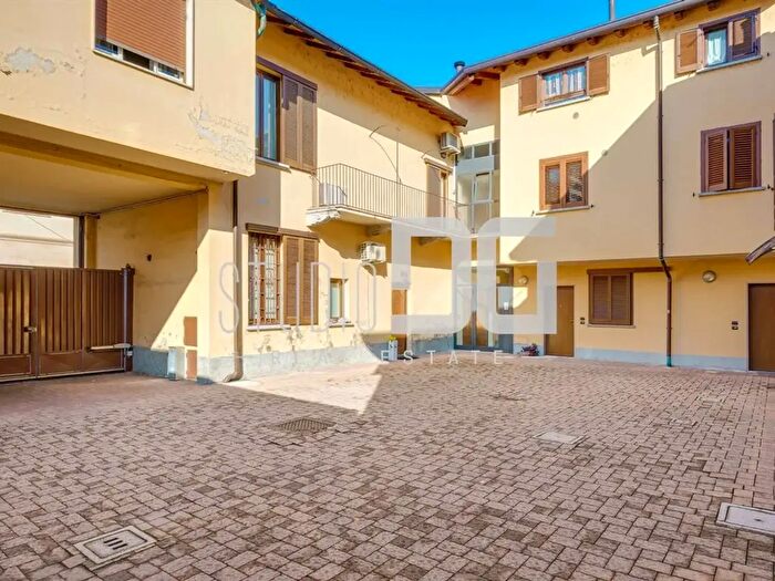 Appartamento monolocale in vendita in Via Milano, Cesano Maderno