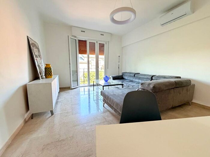 Appartamento quadrilocale in affitto in Via Vignolese, Sant'Agnese Università, Modena