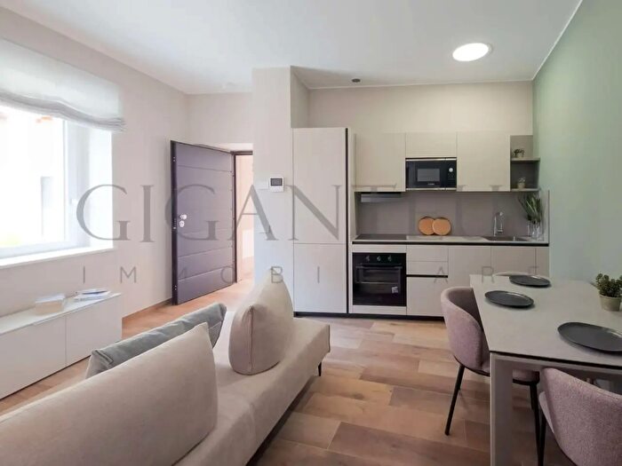 Appartamento bilocale in affitto in Cantello