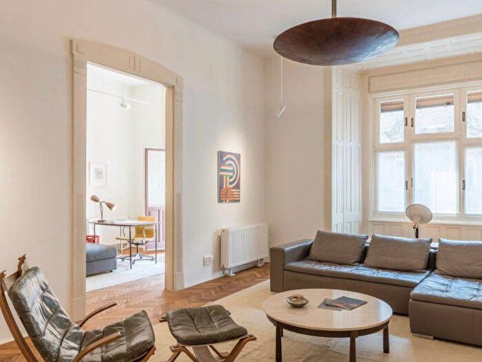 Appartamento quadrilocale in affitto in Via Alessandro Manzoni, Scala Manzoni, Milano