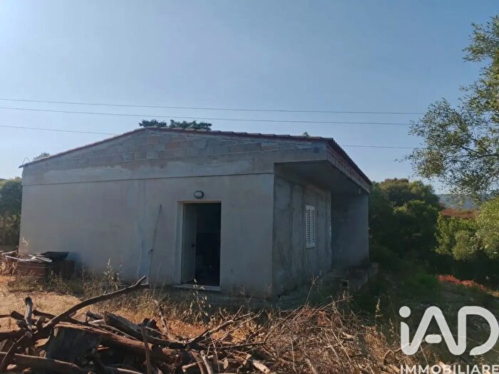 Casa quadrilocale in vendita in Località Cugnana, Olbia