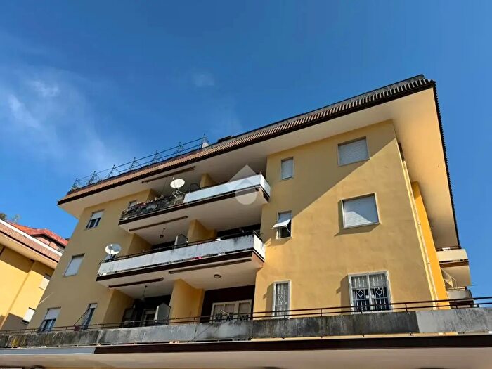 Appartamento quadrilocale in vendita in Via Consolare Latina, Colleferro