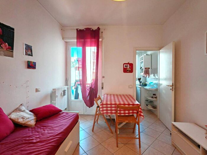 Appartamento monolocale in affitto in Via Pompeo Cambiasi, Casoretto, Milano