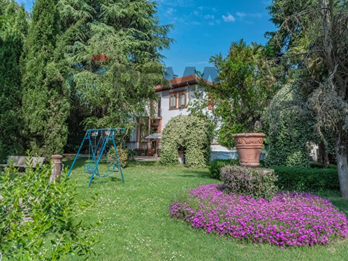 Casa con 12 locali in vendita in Fiscaglia