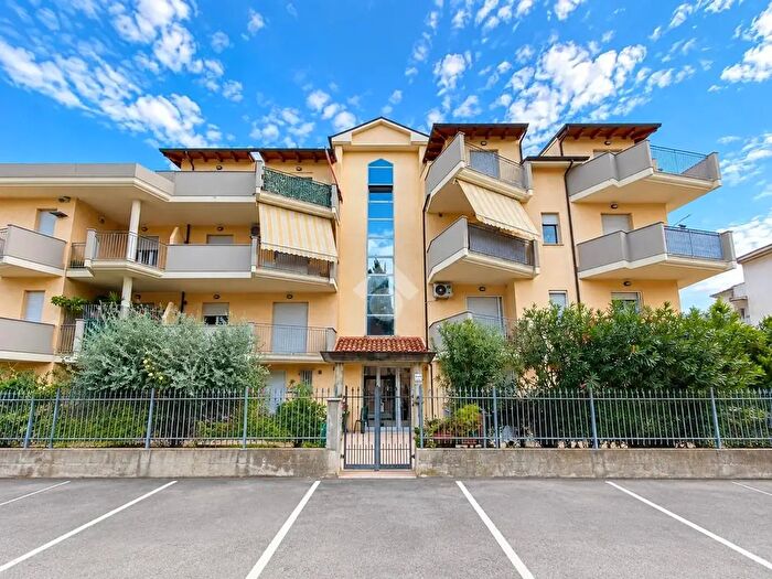 Appartamento bilocale in vendita in Via Galileo Galilei, Giulianova