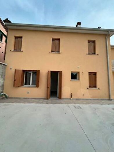 Casa monolocale in vendita in Via B Santini, Riva del Po