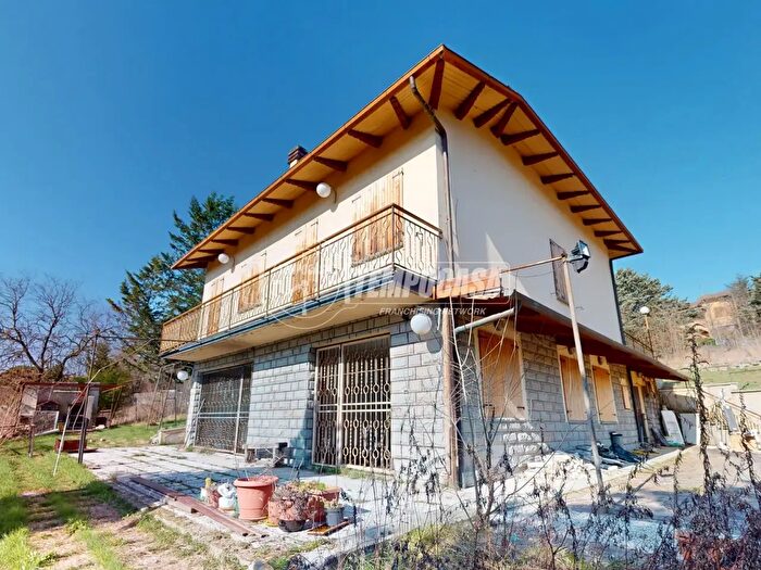 Casa con 5 locali in vendita in Via di Molinaccio, Gaggio Montano