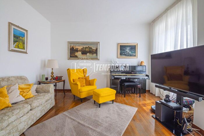 Appartamento con 5 locali in vendita in Monte San Giusto