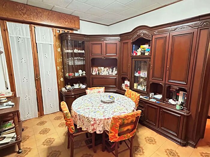 Appartamento trilocale in vendita in Via Michelangelo Lido Adriano, Ravenna