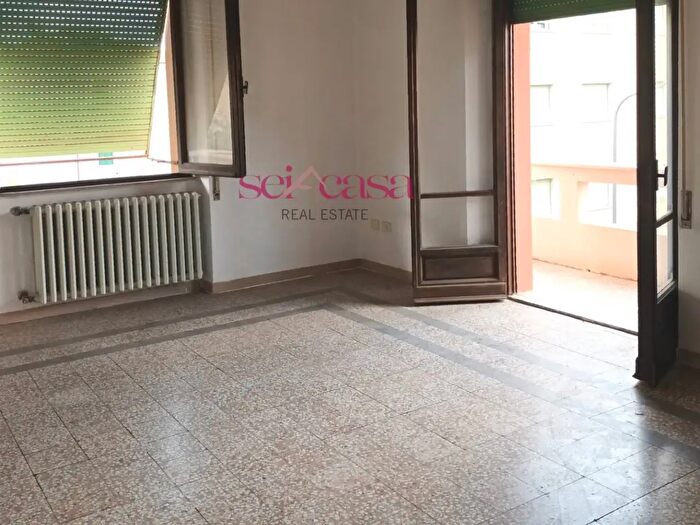 Appartamento con 5 locali in vendita in Via Damiano Chiesa, Grosseto
