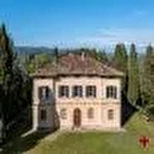 Casa in vendita in Pomarance