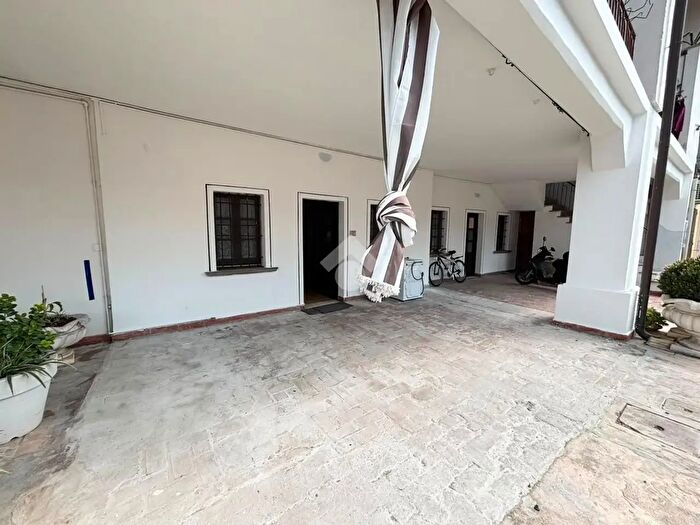 Appartamento trilocale in vendita in Via Crocefisso, Travagliato