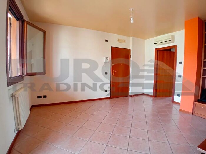 Appartamento con 6 locali in vendita in Via Terraglio, Preganziol