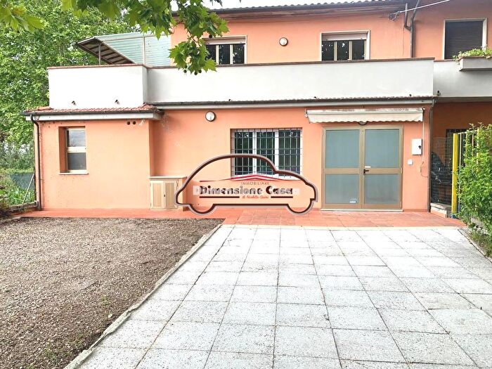 Casa con 5 locali in vendita in Esciatina, Capannori