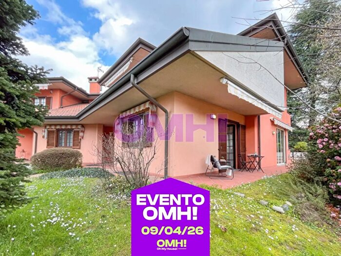 Casa quadrilocale in vendita in Via Marche, Gallarate