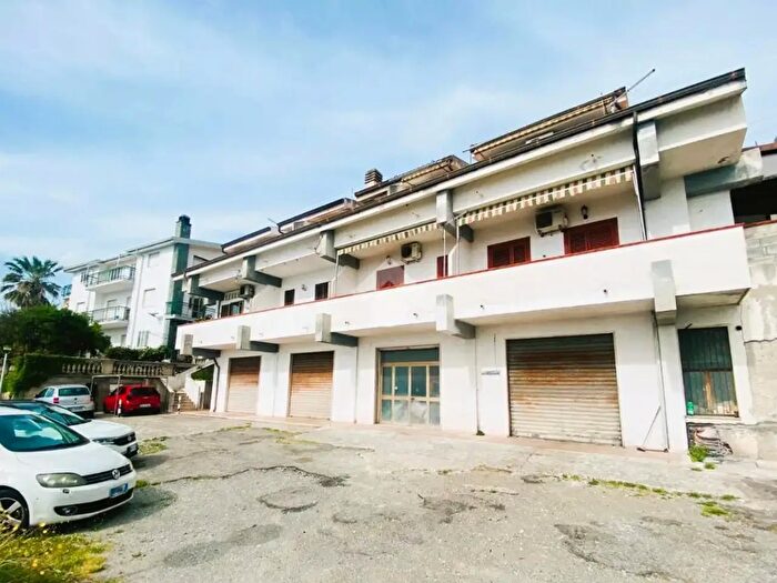 Appartamento trilocale in vendita in Ss Tirrena Inferiore, Acquappesa