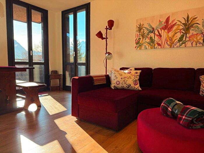 Appartamento trilocale in affitto in Via Cacciatori delle Alpi, Centro, Bormio