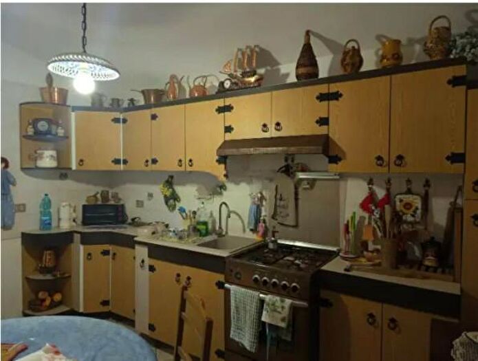 Casa monolocale in vendita in Via del Sole, Onano