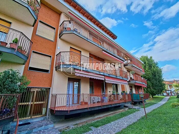 Appartamento quadrilocale in vendita in Via Papa Giovanni, Cesate