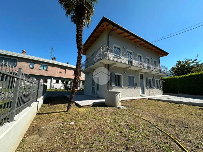 Casa quadrilocale in vendita in Via Risorgimento, Almese