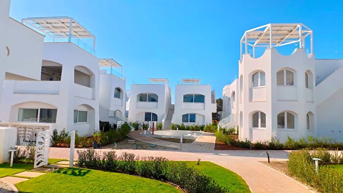 Appartamento quadrilocale in vendita in Via Litoranea Complesso Costa Conero, Numana