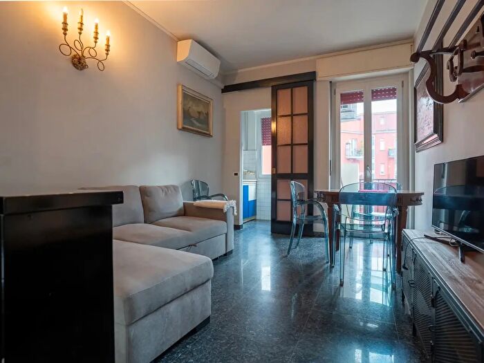 Appartamento bilocale in affitto in Via Vetta dItalia, Milano