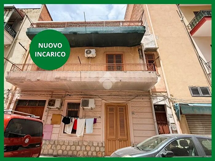 Appartamento trilocale in vendita in Via Pola, Bagheria
