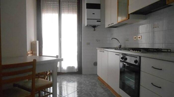 Appartamento trilocale in vendita in Via Giuseppe Garibaldi, Monsano