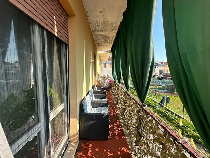 Appartamento trilocale in vendita in Via Dante Alighieri, Adro