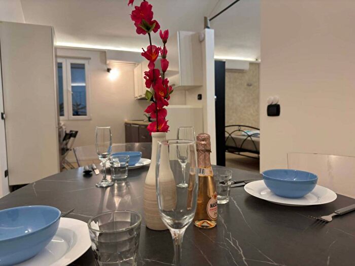 Appartamento trilocale in affitto in Via Giuseppe Brambilla, SantAgostino, Como