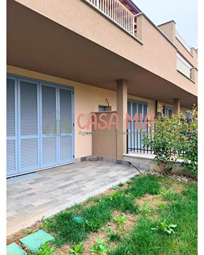 Casa quadrilocale in vendita in Via Deledda, Piacenza