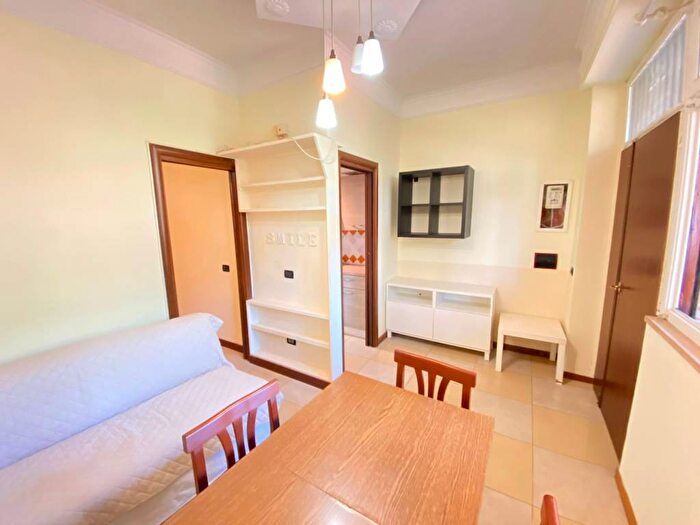Appartamento bilocale in affitto in Via del Bosco, Tiberina, Roma