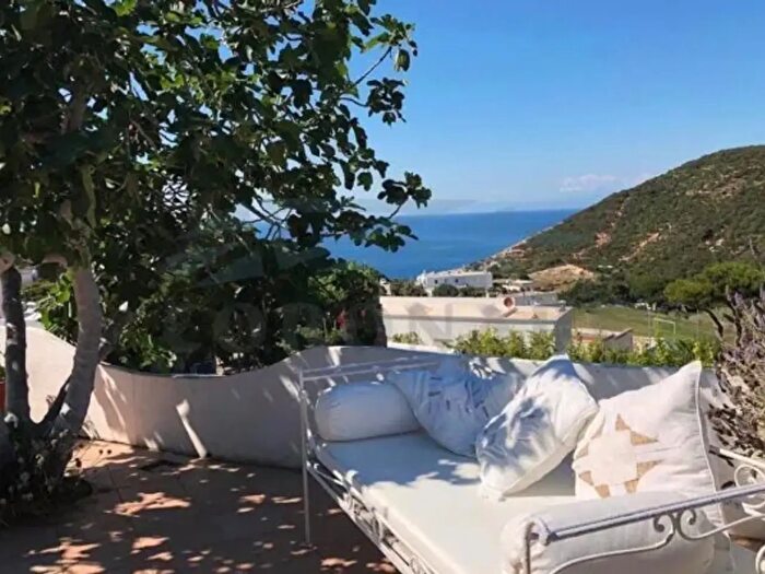 Casa con 6 locali in vendita in Via Provinciale per Le Forna, Ponza