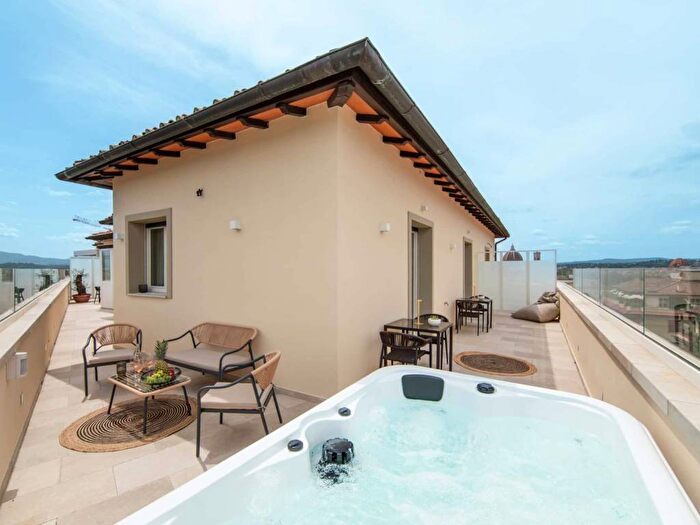 Appartamento trilocale in affitto in Viale Giacomo Matteotti, San Marco SS Annunziata, Firenze